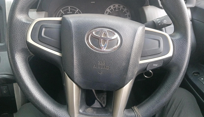 2017 Toyota Innova Crysta 2.4 G 8 STR, Diesel, Manual, 72,695 km, interior