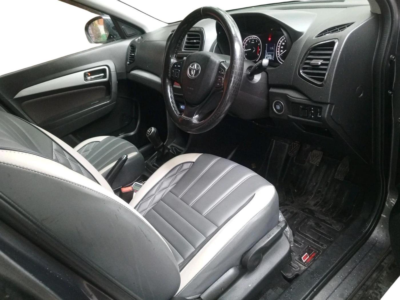 2022 Toyota URBAN CRUISER HIGH GRADE MT, Petrol, Manual, 63,731 km, interior