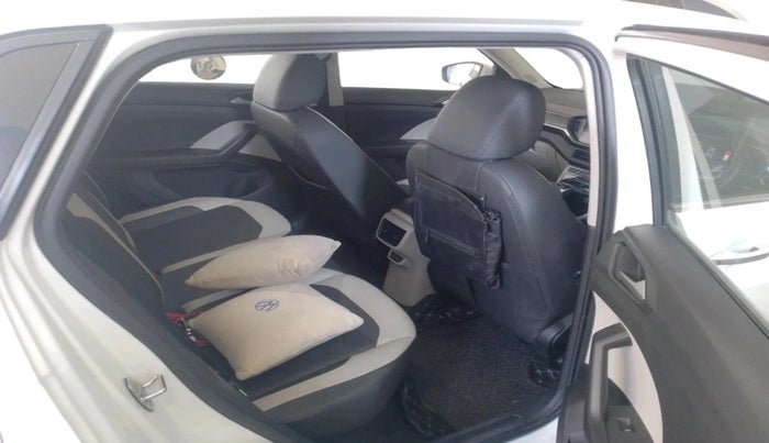 2023 Volkswagen TAIGUN TOPLINE 1.0 TSI AT, Petrol, Automatic, 14,900 km, interior