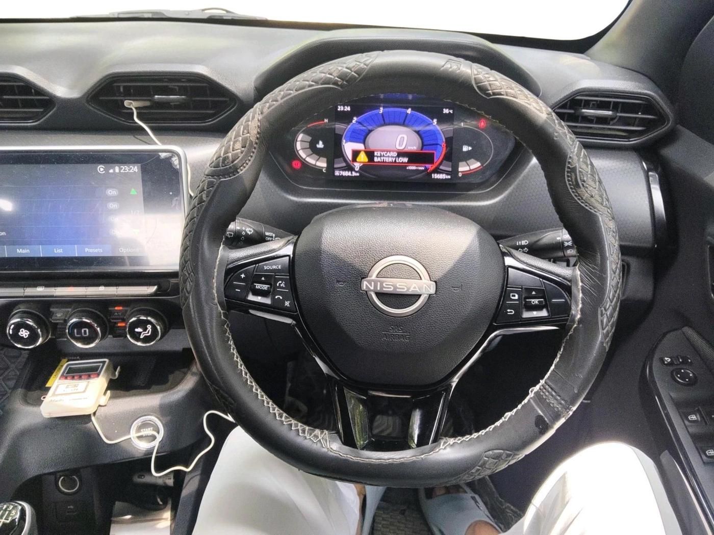 2023 Nissan MAGNITE Kuro Edition 1.0  MT , Petrol, Manual, 15,685 km, interior