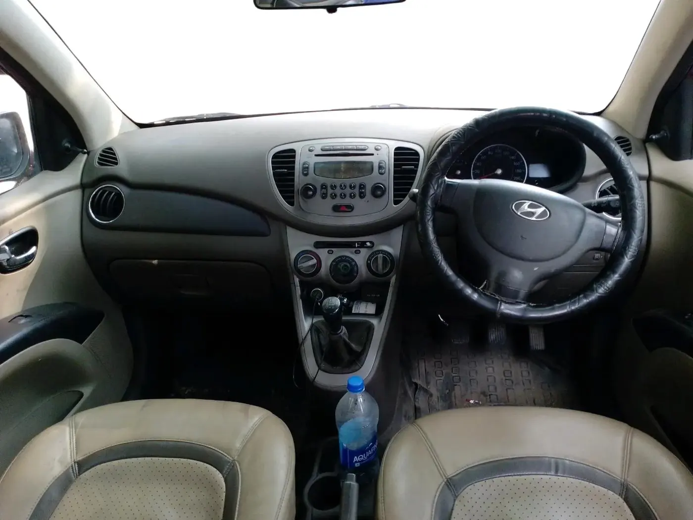 2013 Hyundai i10 SPORTZ 1.2, Petrol, Manual, 1,52,263 km, interior