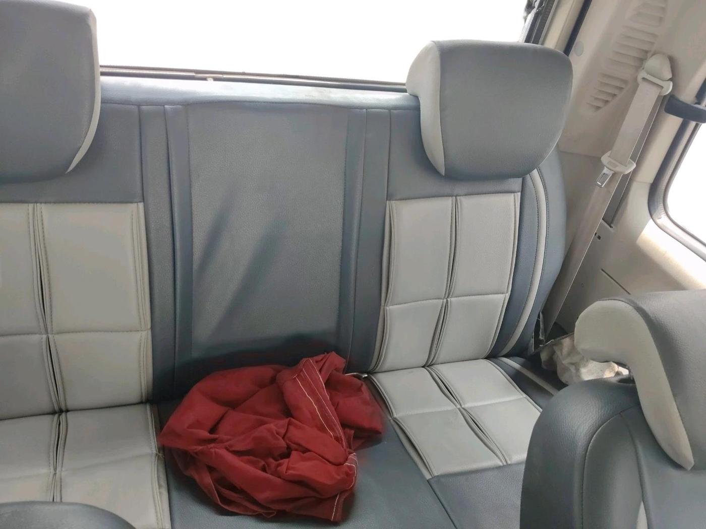 2014 Mahindra Scorpio S10, Diesel, Manual, 1,40,462 km, interior