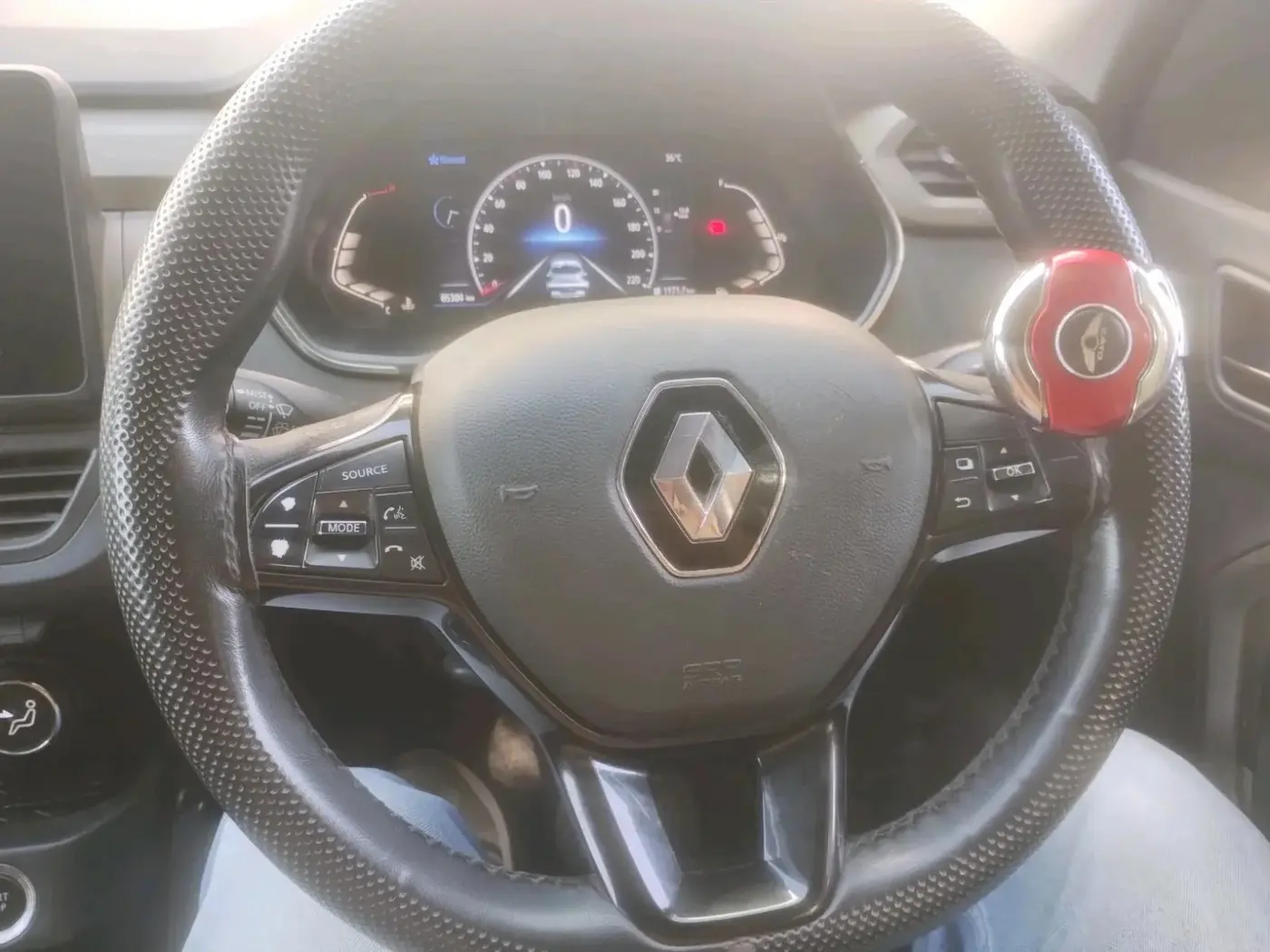 2021 Renault Kiger RXZ MT, Petrol, Manual, 13,50,000 km, interior