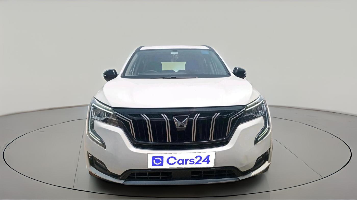 2022 Mahindra XUV700 AX 5 P MT 5 STR, Petrol, Manual, 66,972 km, exterior