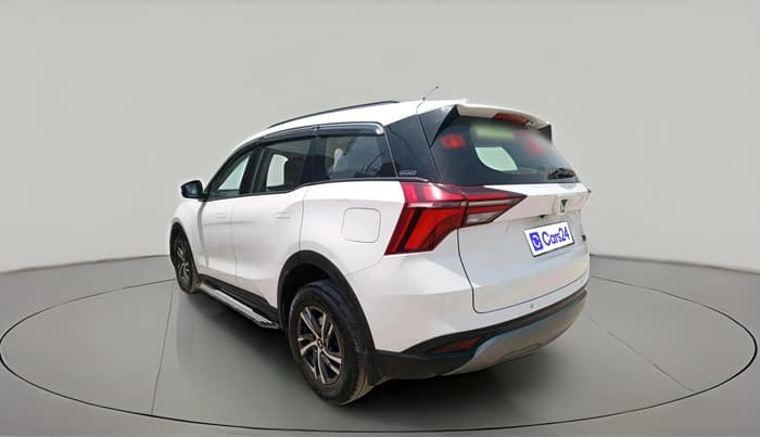 2022 Mahindra XUV700 AX 5 P MT 5 STR, Petrol, Manual, 66,972 km, exterior