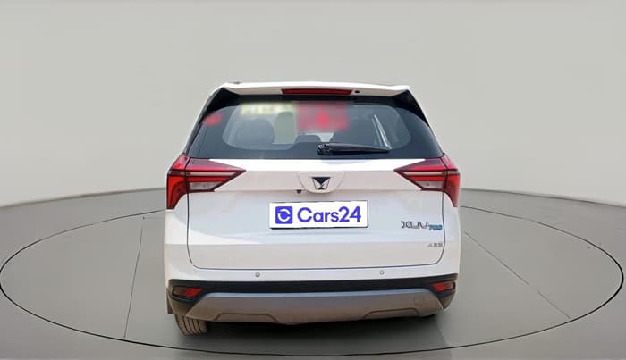 2022 Mahindra XUV700 AX 5 P MT 5 STR, Petrol, Manual, 66,972 km, exterior