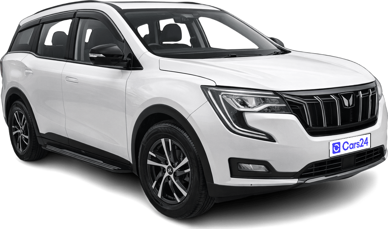 2022 Mahindra XUV700 - SUV - Petrol - Manual - ₹11.50 lakh
