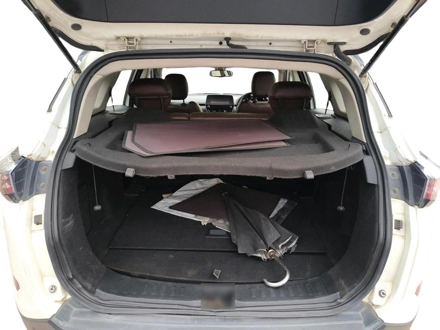 2020 Tata Harrier XZA PLUS 2.0L DUAL TONE, Diesel, Automatic, 1,44,448 km, exterior