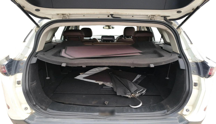 2020 Tata Harrier XZA PLUS 2.0L DUAL TONE, Diesel, Automatic, 1,44,448 km, exterior
