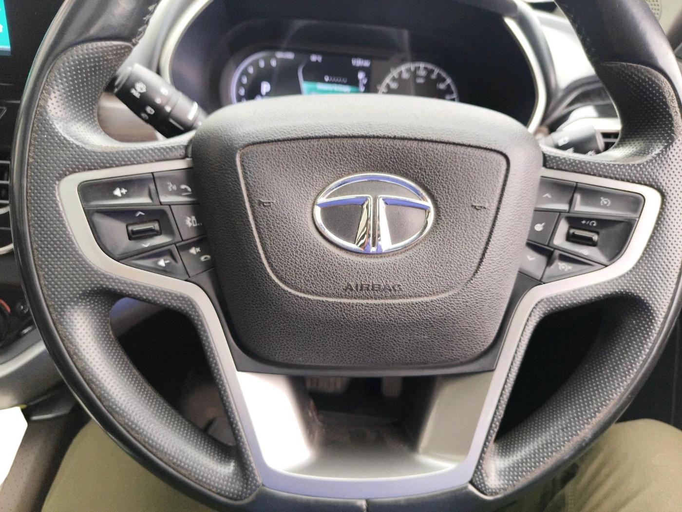 2020 Tata Harrier XZA PLUS 2.0L DUAL TONE, Diesel, Automatic, 1,44,448 km, interior