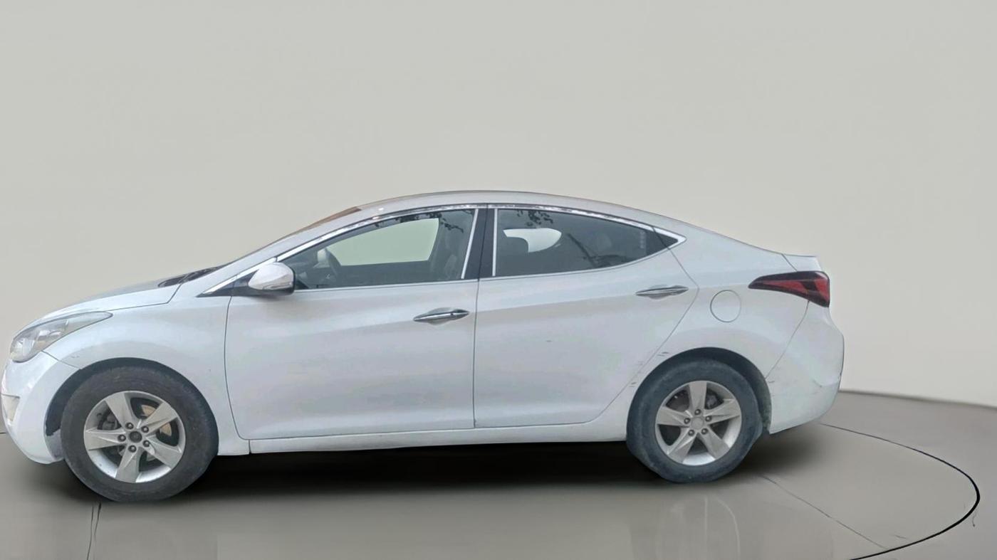 2013 Hyundai New Elantra 1.6 SX AT DIESEL, Diesel, Automatic, 1,06,505 km, exterior
