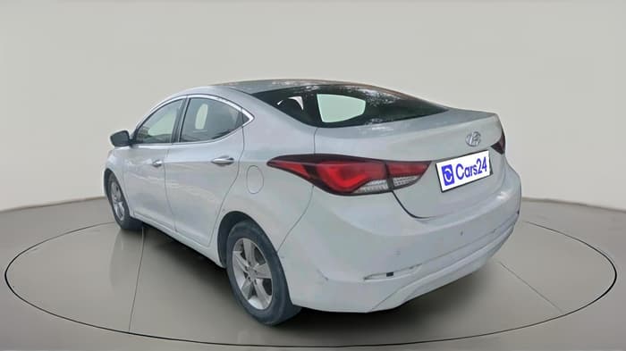 2013 Hyundai New Elantra 1.6 SX AT DIESEL, Diesel, Automatic, 1,06,505 km, exterior