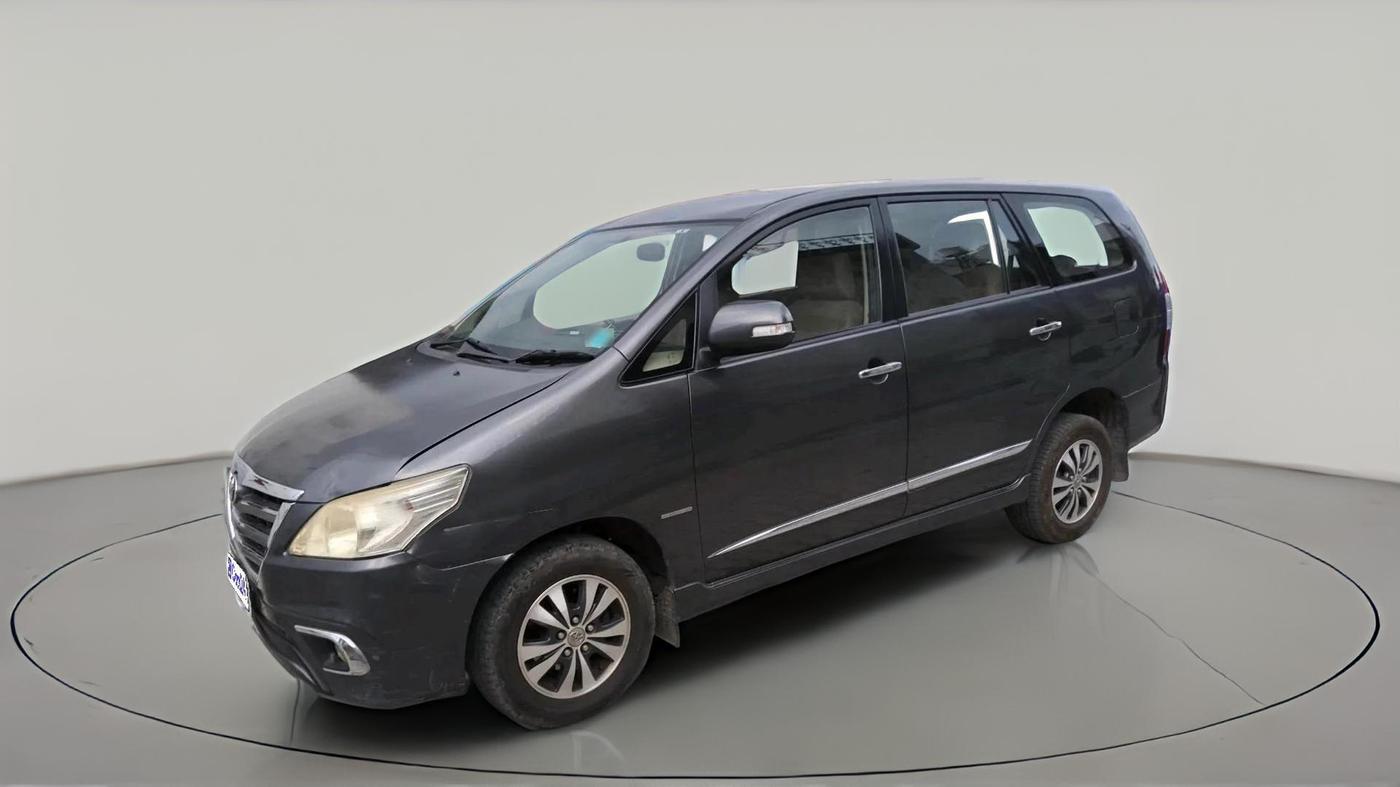 2015 Toyota Innova 2.5 VX 7 STR, Diesel, Manual, 91,245 km, exterior