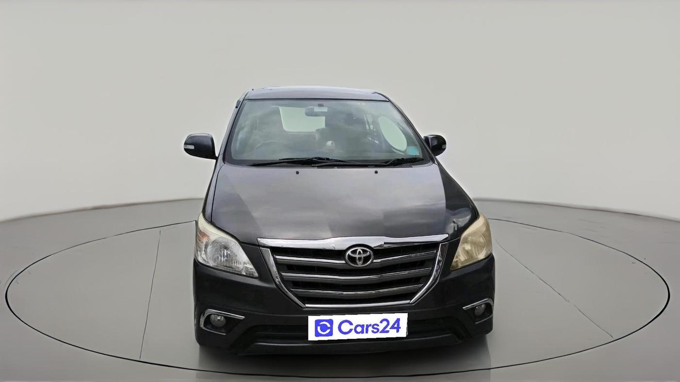 2015 Toyota Innova 2.5 VX 7 STR, Diesel, Manual, 91,245 km, exterior