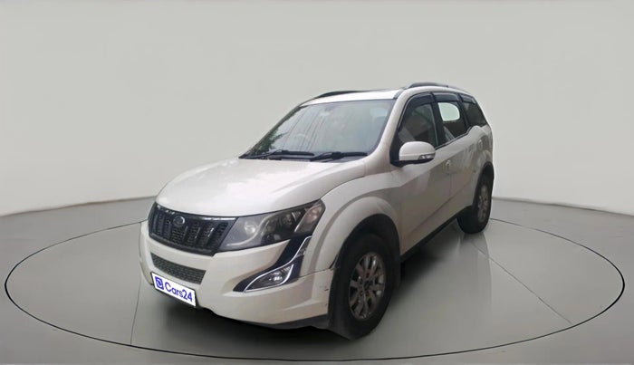 2016 Mahindra XUV500 W10, Diesel, Manual, 1,39,037 km, exterior