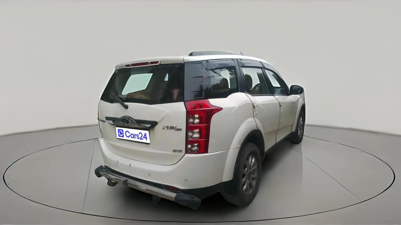 2016 Mahindra XUV500 W10, Diesel, Manual, 1,39,037 km, exterior