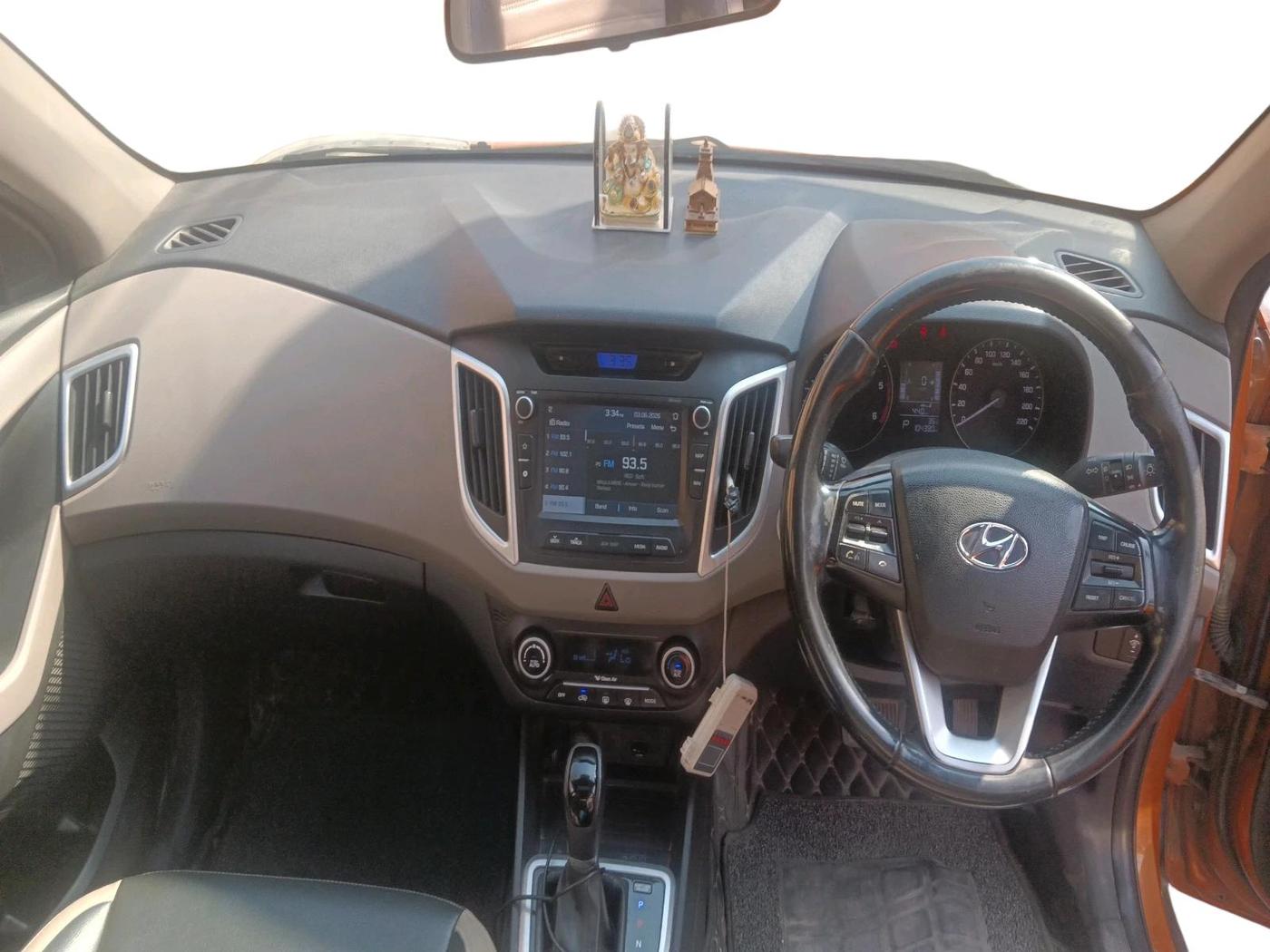 2018 Hyundai Creta SX AT 1.6 DIESEL, Diesel, Automatic, 1,04,380 km, interior