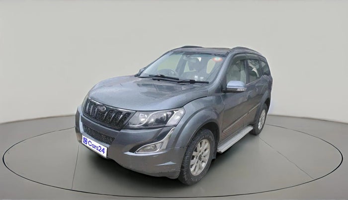 2015 Mahindra XUV500 W10, Diesel, Manual, 78,448 km, exterior