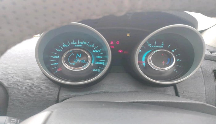 2015 Mahindra XUV500 W10, Diesel, Manual, 78,448 km, interior