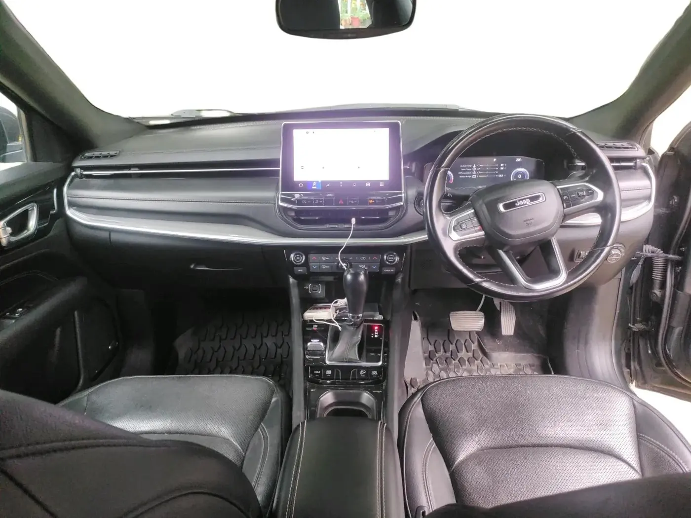 2022 Jeep Compass MODEL S (O) DIESEL 4X4 AT, Diesel, Automatic, 38,140 km, interior