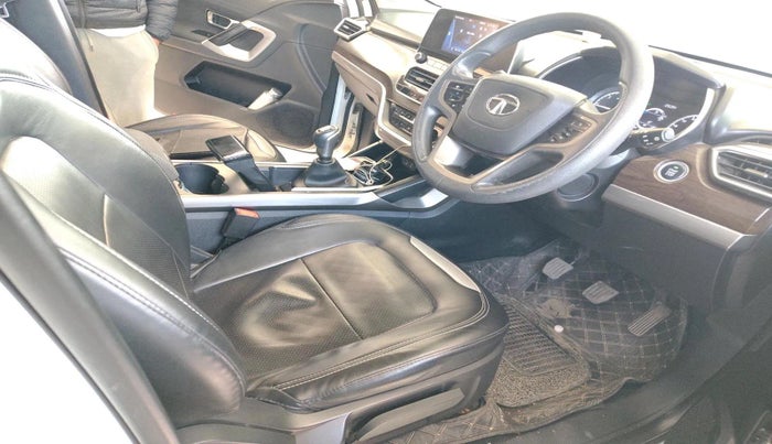 2022 Tata Harrier XT PLUS 2.0L KRYOTEC, Diesel, Manual, 32,390 km, interior