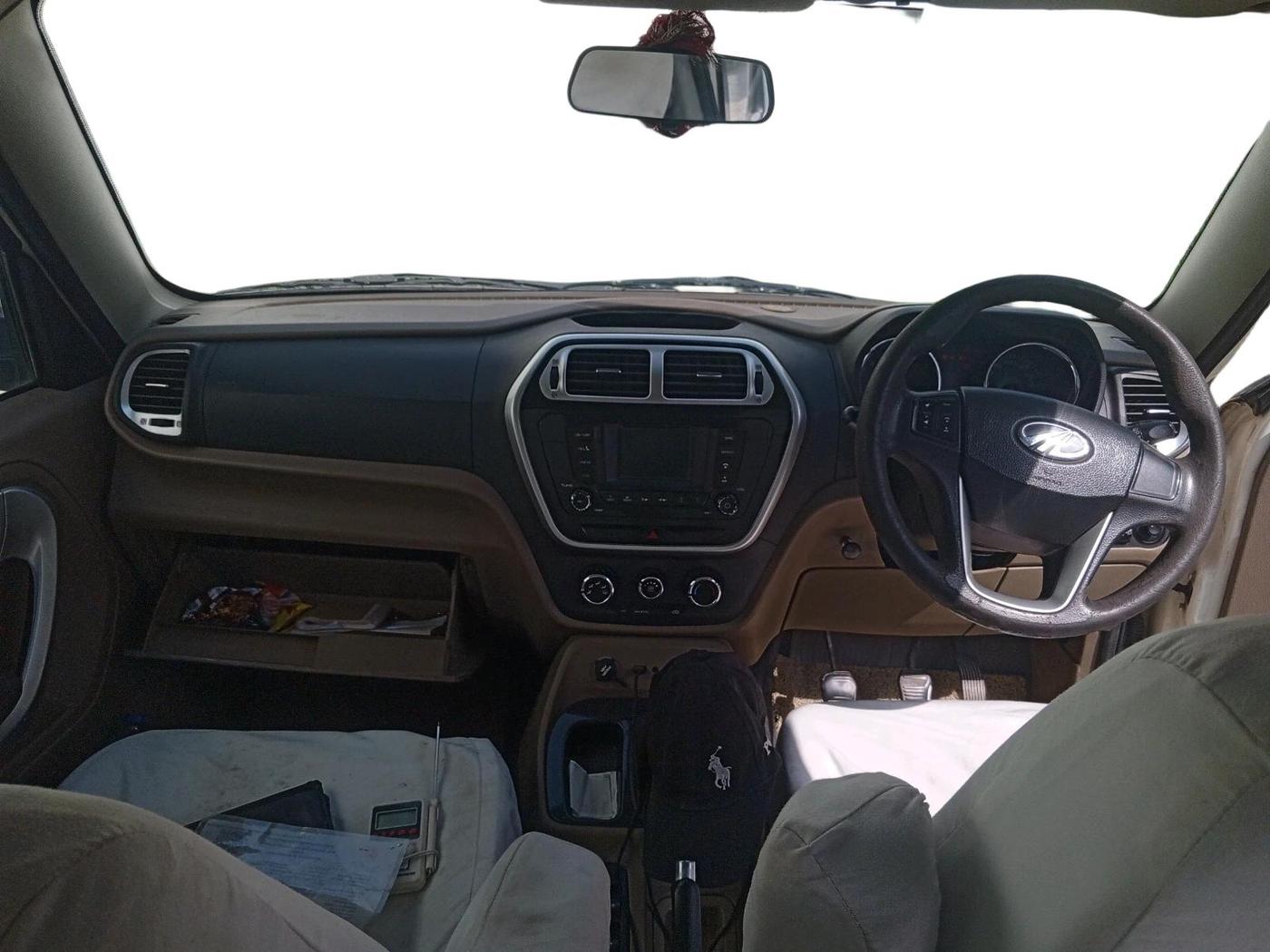 2015 Mahindra TUV300 T8, Diesel, Manual, 1,70,590 km, interior