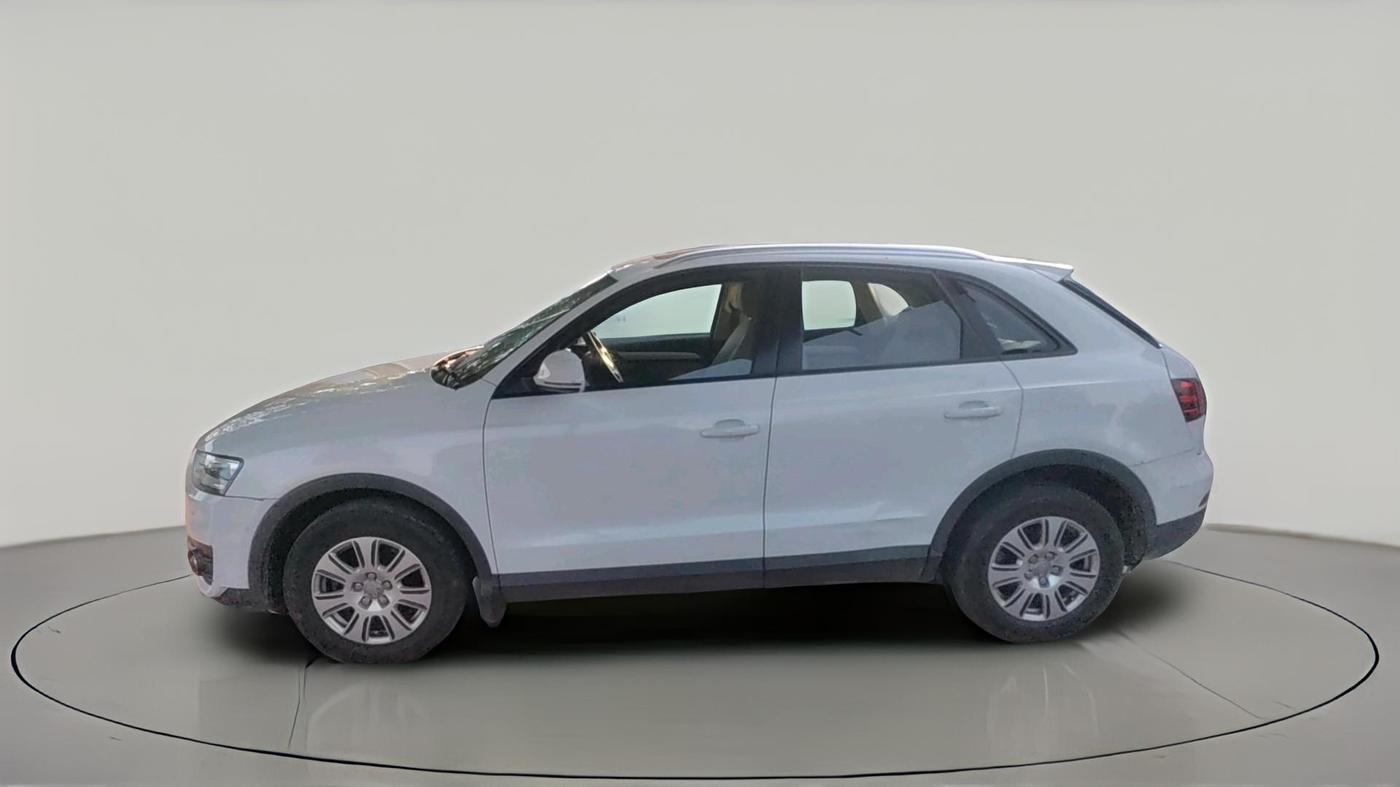 2015 Audi Q3 35 TDI Quattro, Diesel, Automatic, 1,44,697 km, exterior