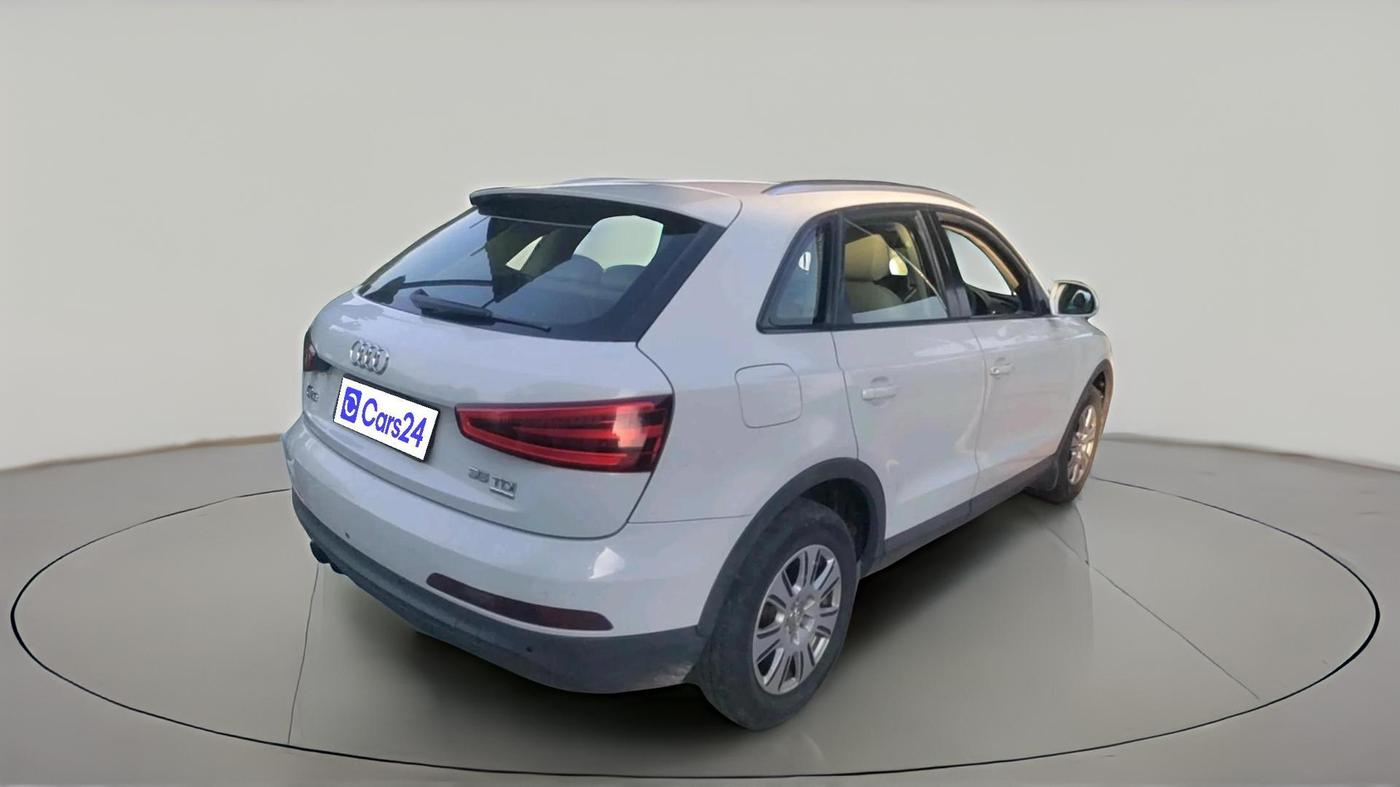 2015 Audi Q3 35 TDI Quattro, Diesel, Automatic, 1,44,697 km, exterior