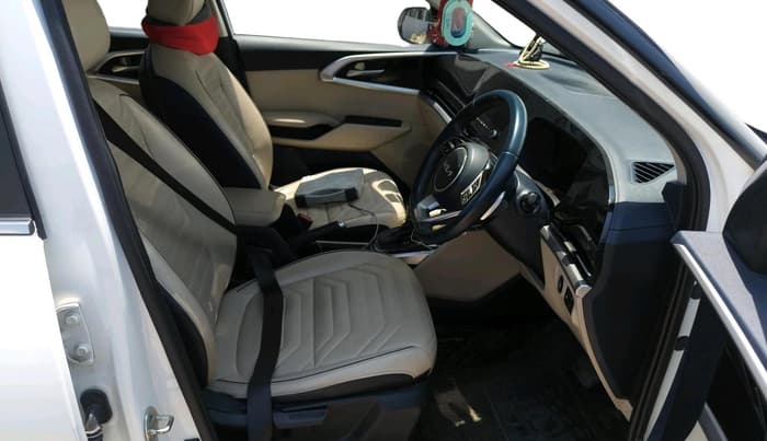 2022 KIA CARENS LUXURY PLUS 1.5 DIESEL AT 6 STR, Diesel, Automatic, 84,738 km, interior