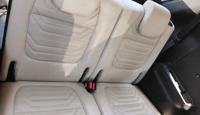 2022 KIA CARENS LUXURY PLUS 1.5 DIESEL AT 6 STR, Diesel, Automatic, 84,738 km, interior