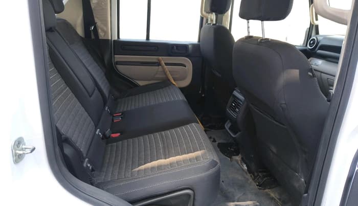 2025 Mahindra Thar Roxx MX3 Petrol AT 2WD, Petrol, Automatic, 3,325 km, interior