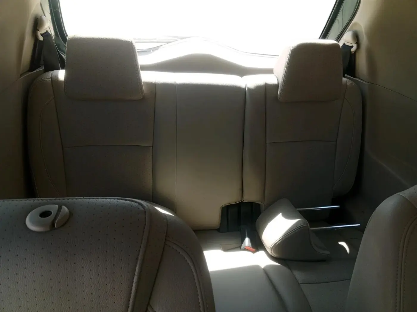 2018 Mahindra MARAZZO M8 7 STR, Diesel, Manual, 1,18,018 km, interior