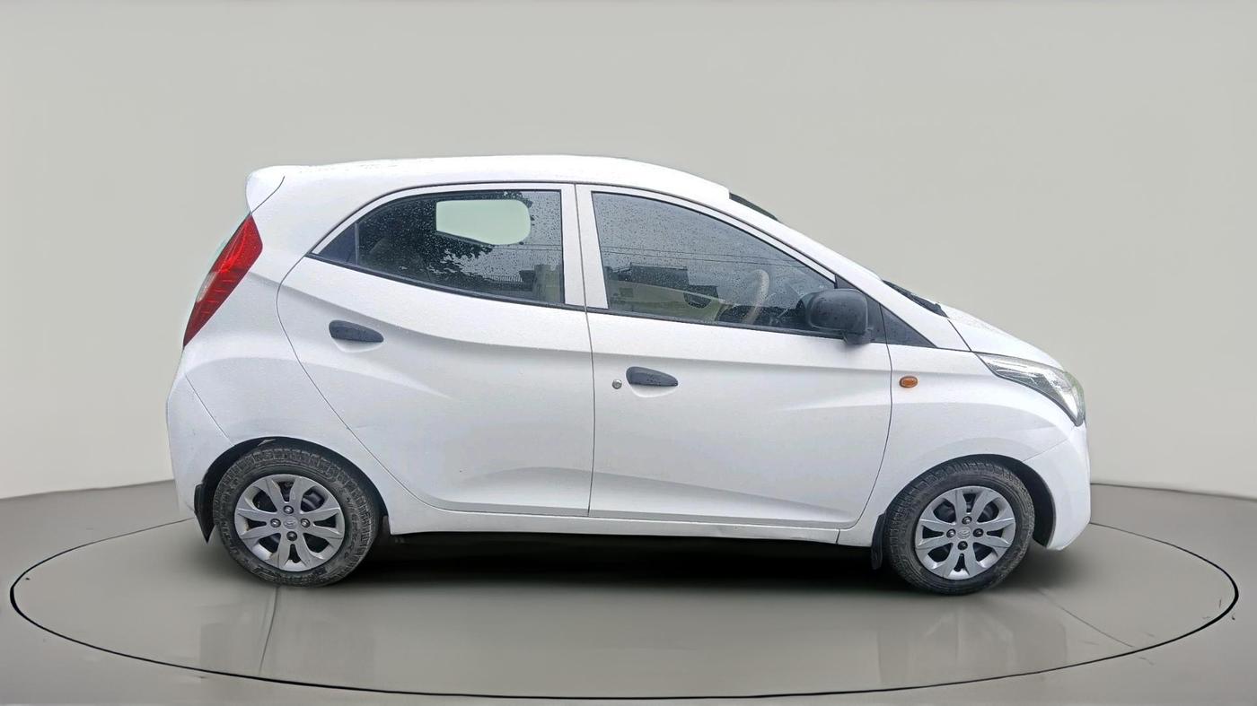 2016 Hyundai Eon MAGNA +, Petrol, Manual, 63,565 km, exterior