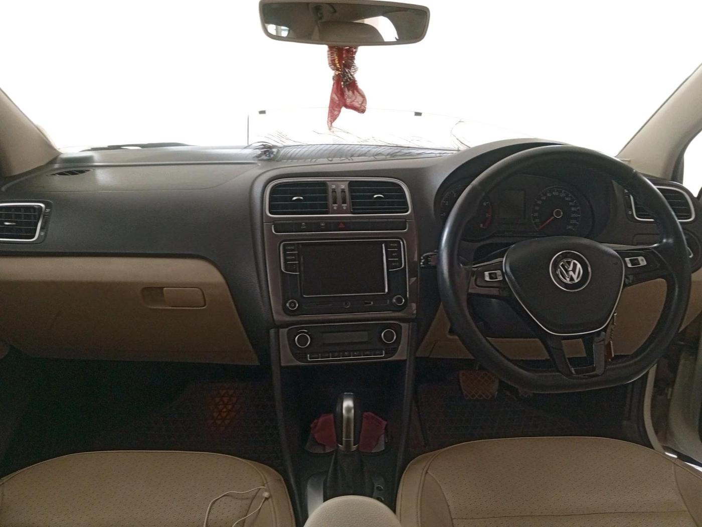 2019 Volkswagen Vento 1.2 TSI HIGHLINE PLUS AT, Petrol, Automatic, 76,672 km, interior
