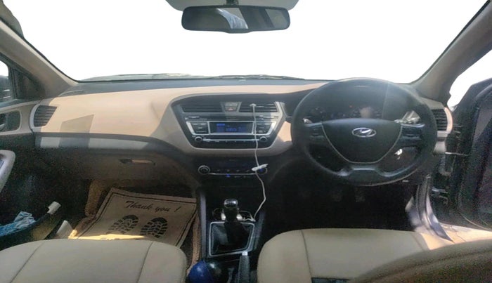 2016 Hyundai Elite i20 SPORTZ 1.2, Petrol, Manual, 1,11,455 km, interior