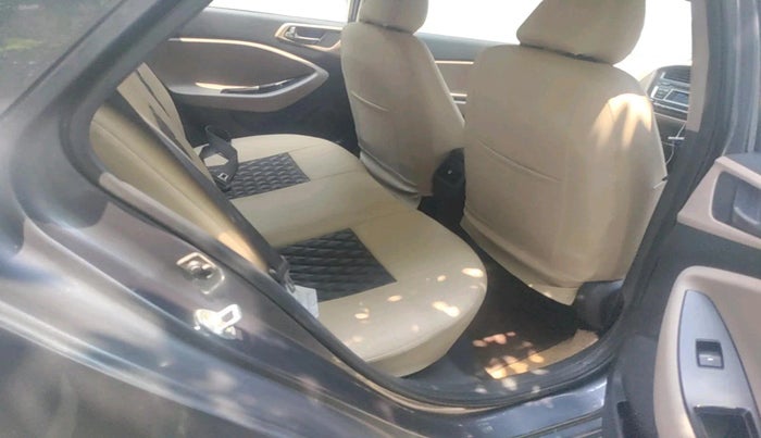 2016 Hyundai Elite i20 SPORTZ 1.2, Petrol, Manual, 1,11,455 km, interior