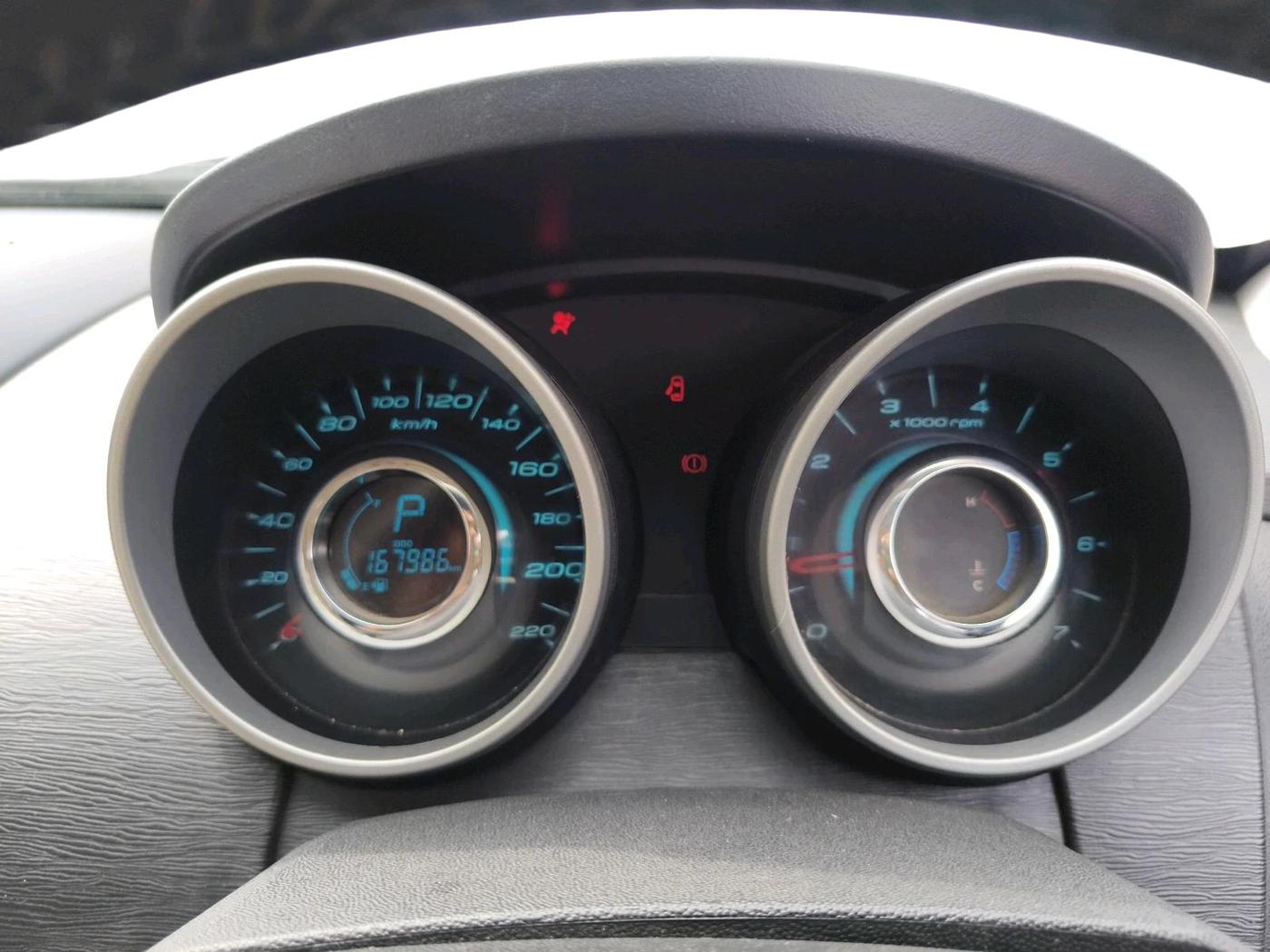 2017 Mahindra XUV500 W10 AT 1.99, Diesel, Automatic, 1,67,986 km, interior