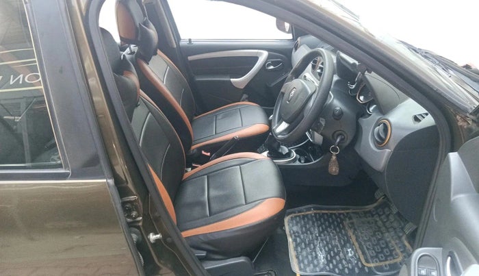 2016 Renault Duster 85 PS RXL DIESEL EXPLORE LE, Diesel, Manual, 71,527 km, interior