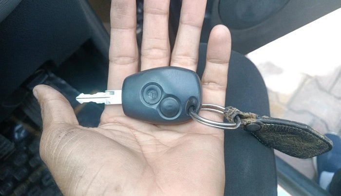 2016 Renault Duster 85 PS RXL DIESEL EXPLORE LE, Diesel, Manual, 71,527 km, interior