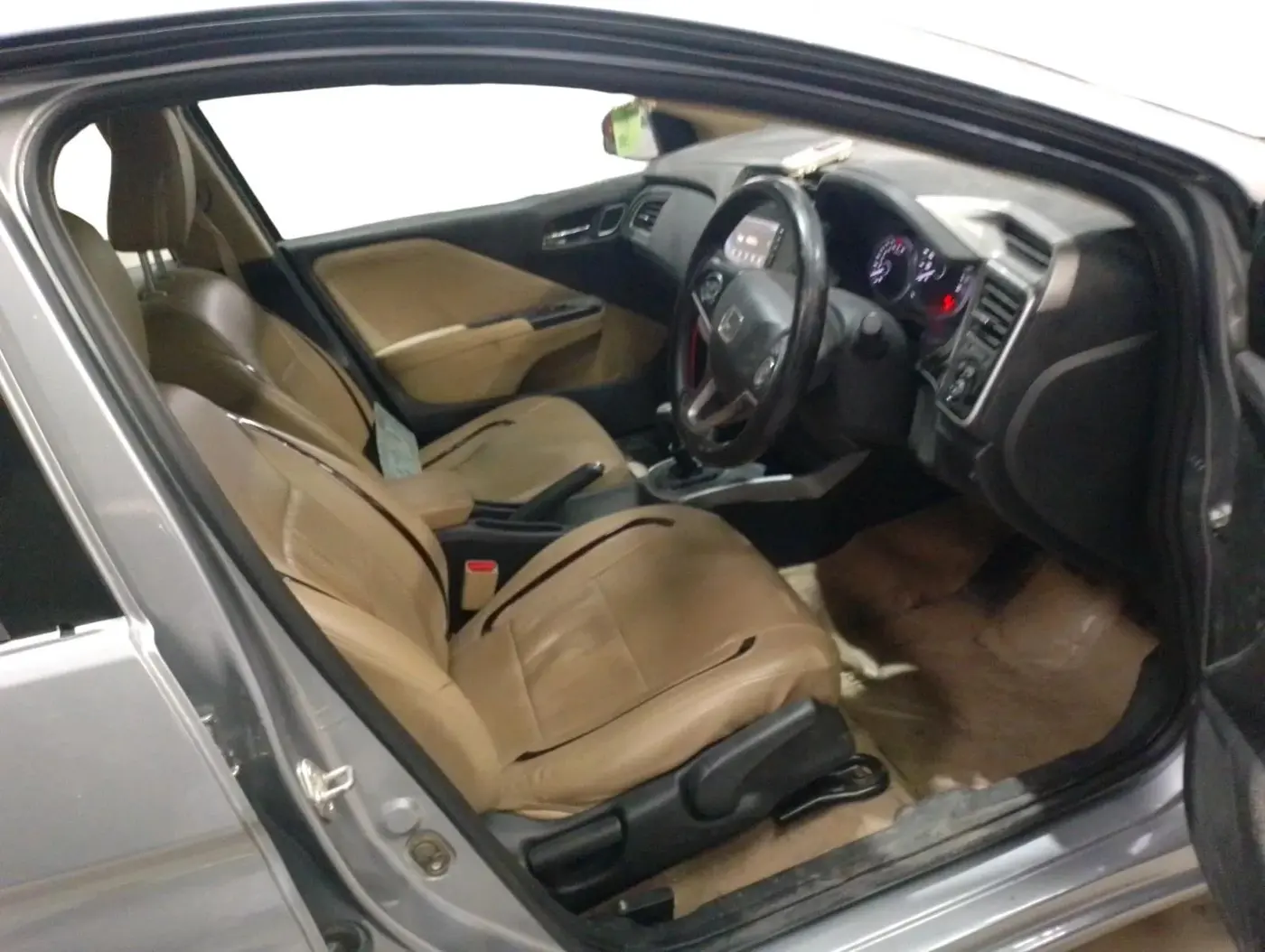 2022 Honda City 1.5L I-VTEC V MT 5TH GEN, Petrol, Manual, 62,632 km, interior