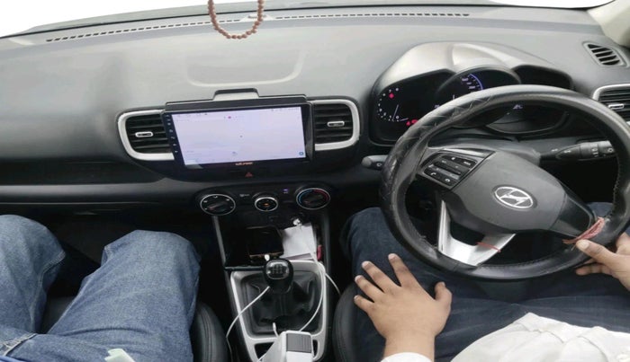 2020 Hyundai VENUE S 1.2, Petrol, Manual, 1,07,006 km, interior