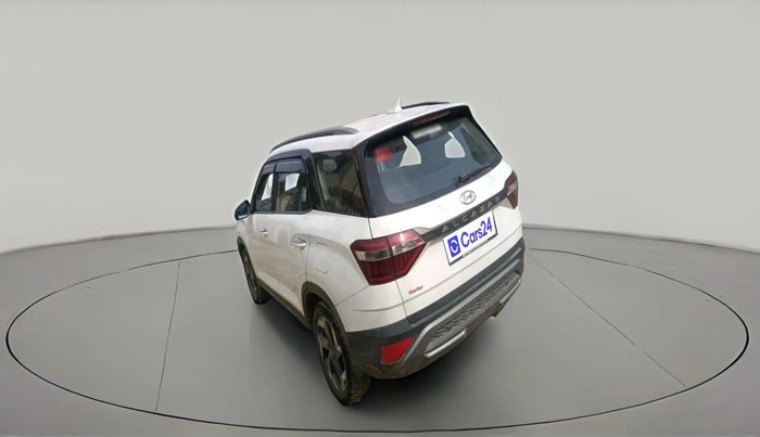 2023 Hyundai ALCAZAR PLATINUM 1.5 TURBO PETROL MT 7STR, Petrol, Manual, 24,326 km, exterior