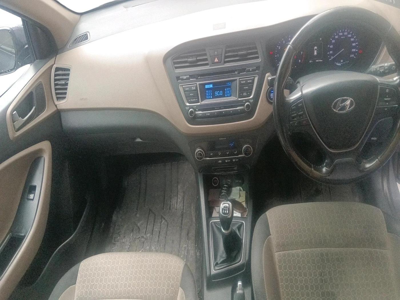 2015 Hyundai Elite i20 ASTA 1.2, Petrol, Manual, 59,808 km, interior