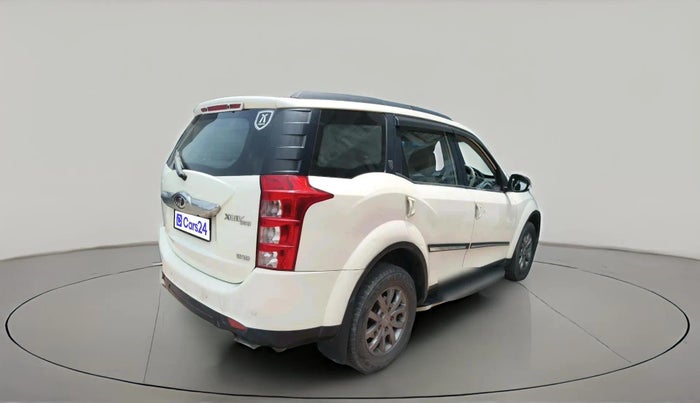 2017 Mahindra XUV500 W10, Diesel, Manual, 49,426 km, exterior