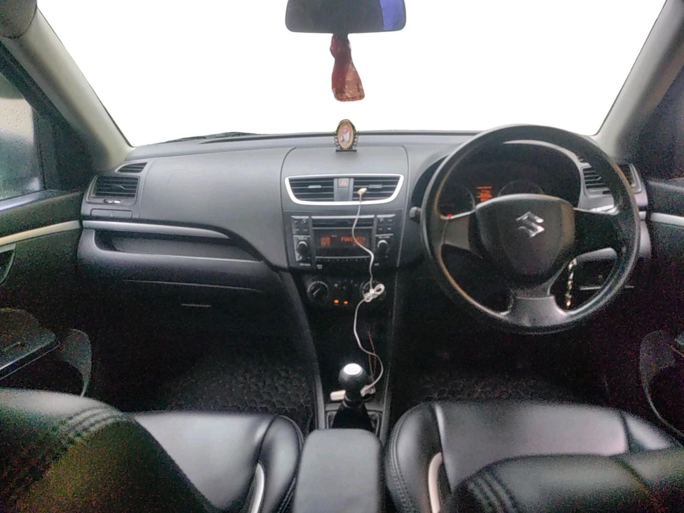 2015 Maruti Swift VXI, Petrol, Manual, 48,763 km, interior