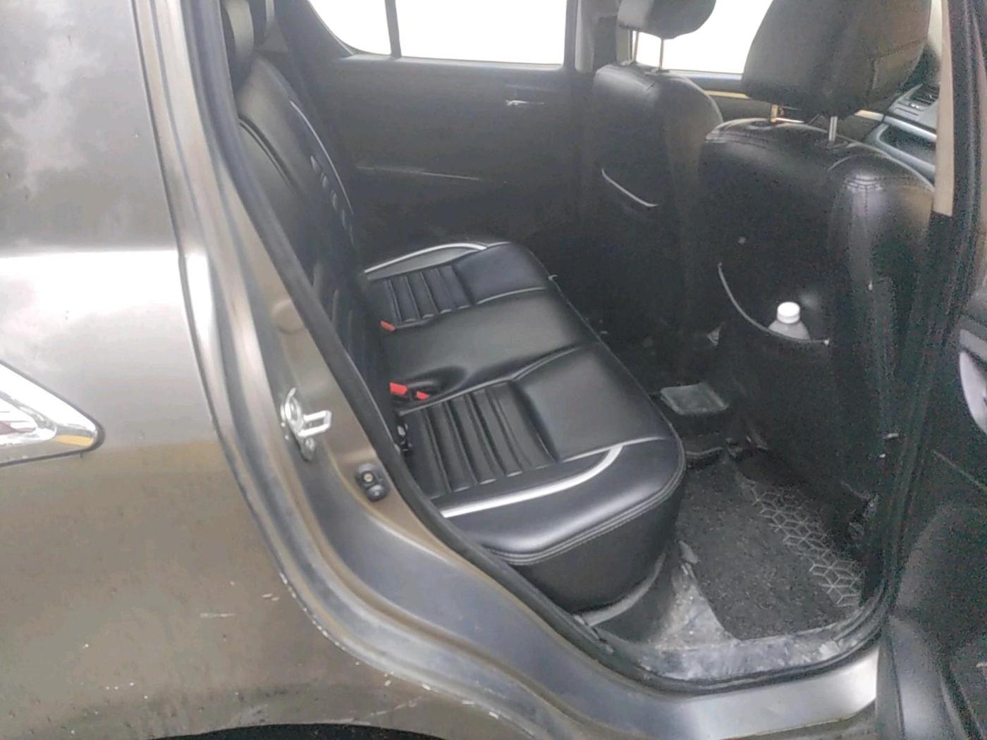 2015 Maruti Swift VXI, Petrol, Manual, 48,763 km, interior