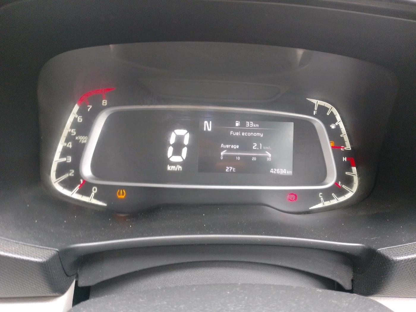 2022 KIA SONET HTX 1.0 IMT, Petrol, Manual, 42,634 km, interior