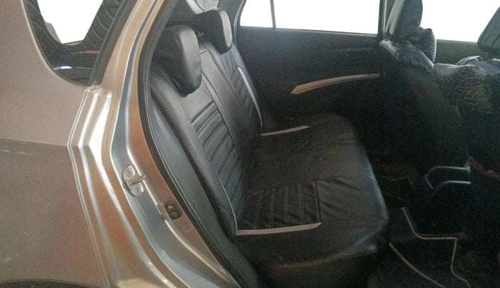 2016 Maruti S Cross SIGMA 1.3, Diesel, Manual, 1,07,602 km, interior