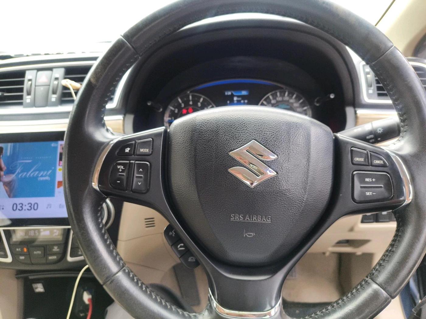 2018 Maruti Ciaz ALPHA  AT 1.5 SHVS PETROL, Petrol, Automatic, 27,140 km, interior