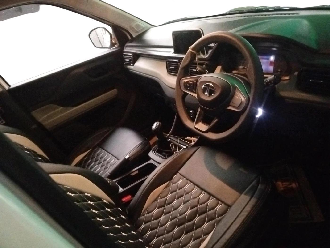 2025 Tata PUNCH Adventure Plus, Petrol, Manual, 1,338 km, interior